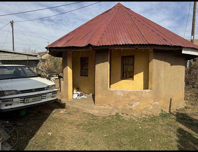 2 BEDROOM FREEHOLD FOR SALE IN MPOPHOMENI
